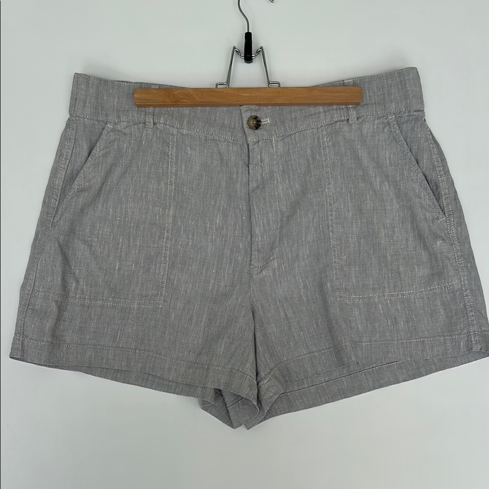 Lou & Grey for Loft Lightweight Shorts